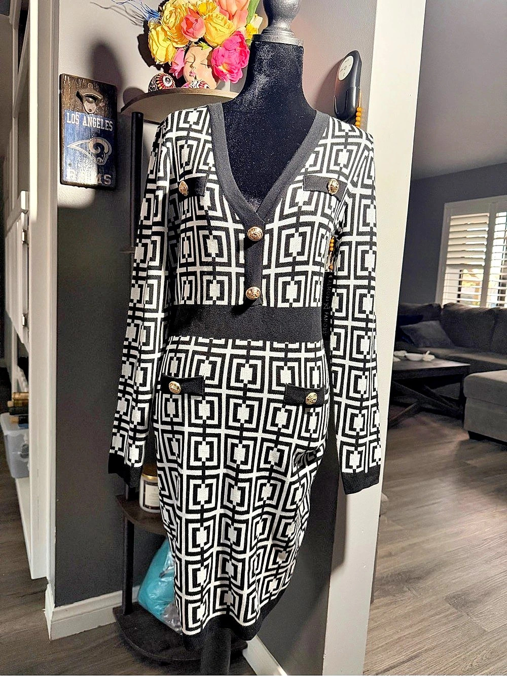 Almosta Geometric Midi Dress in Black & White NWT